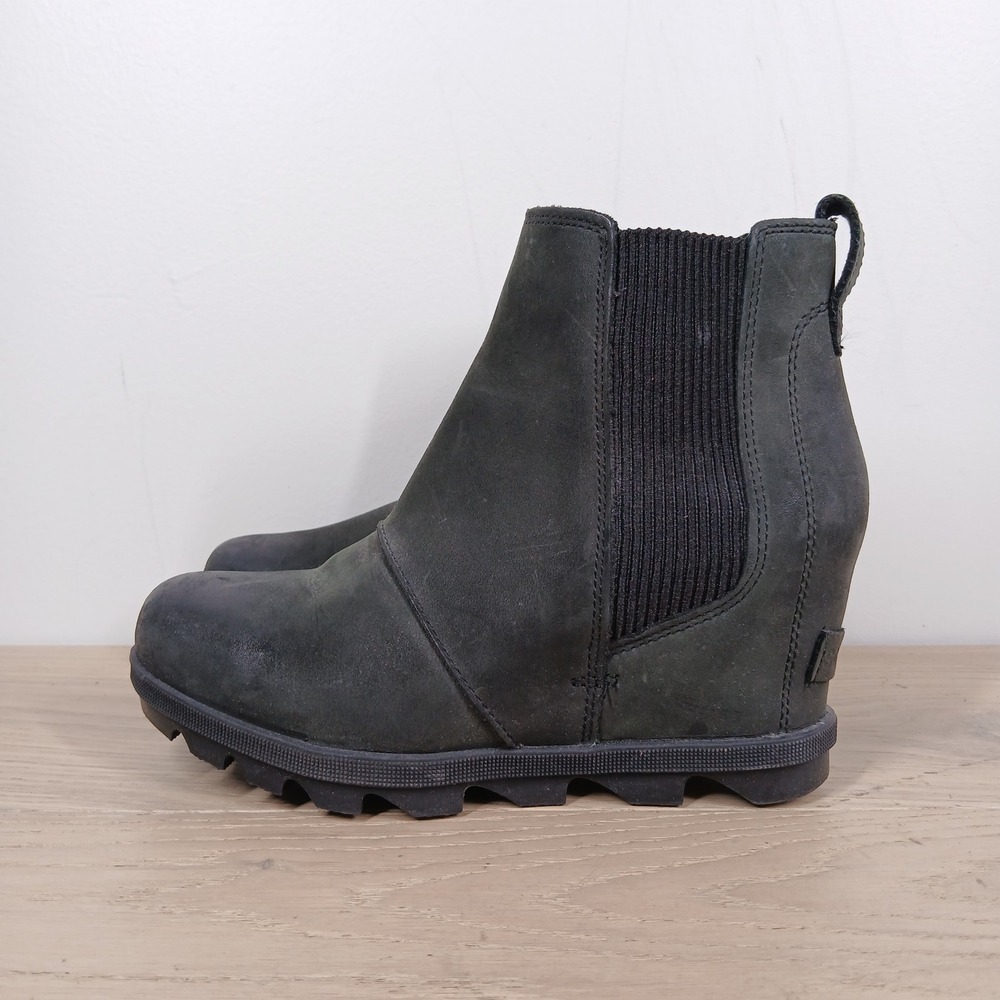 Sorel Boots Women 6.5 Black Nubuck Chelsea Waterproof Comfort Ankle Wedge